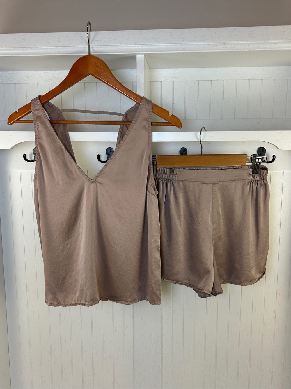 Lunya Washable Silk Pajama Set XS Taupe Sleep Loungewear